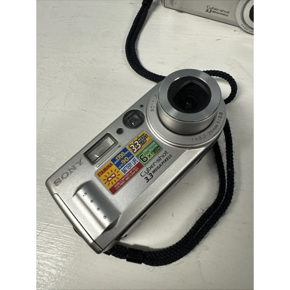 Lot‎ Of 2 Sony Cyber-shot DSC-P200 7.2MP Digital Camera - Silver - Untested +